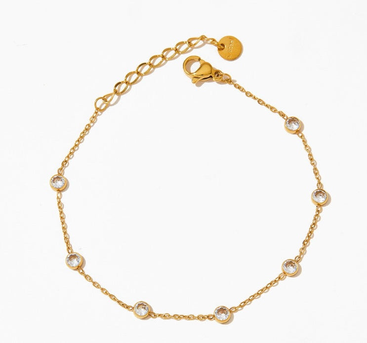 The Dewdrop Dainty Bracelet