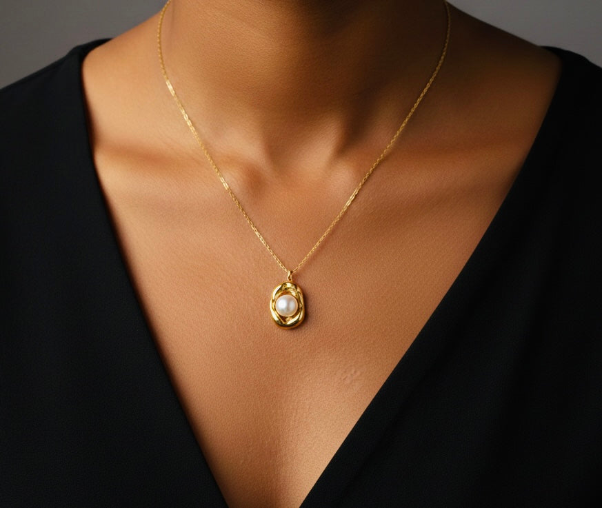 Simple Classic Shell Inlay Pendant Necklace