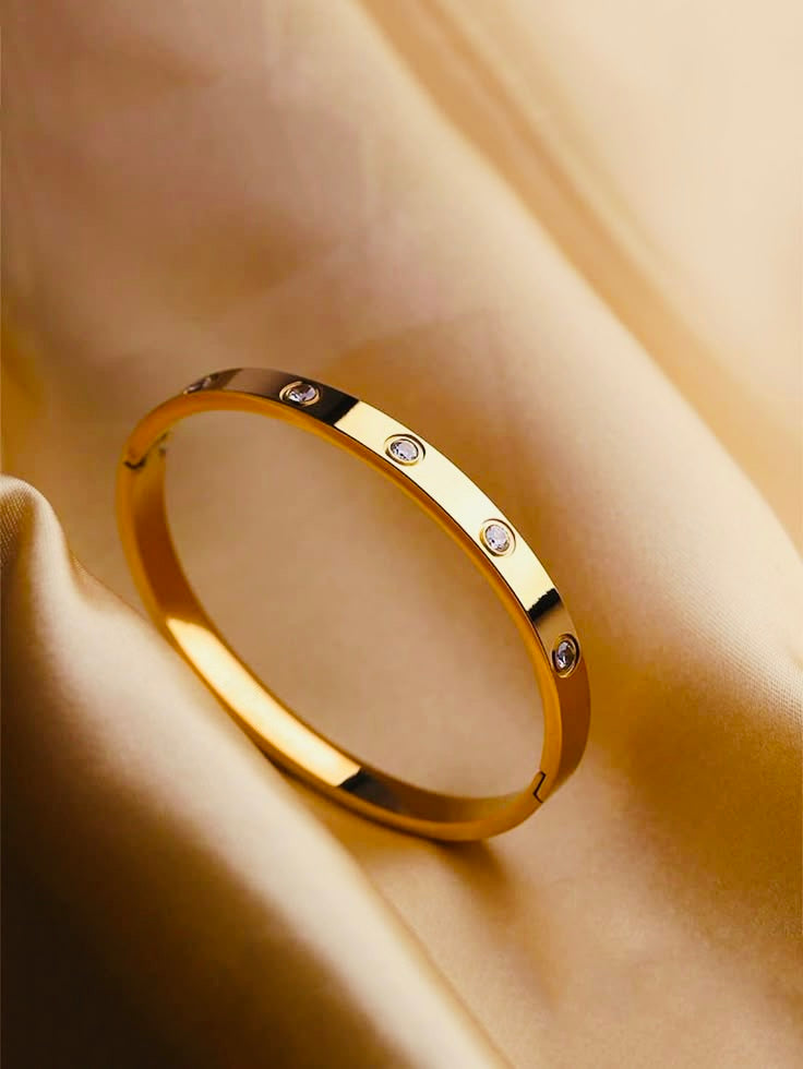 The Halo Bolt Cartier inspired bracelet