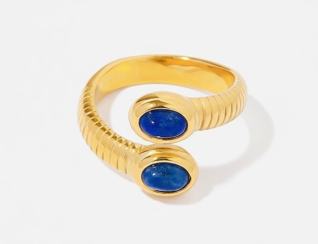 Blue luxury stone ring
