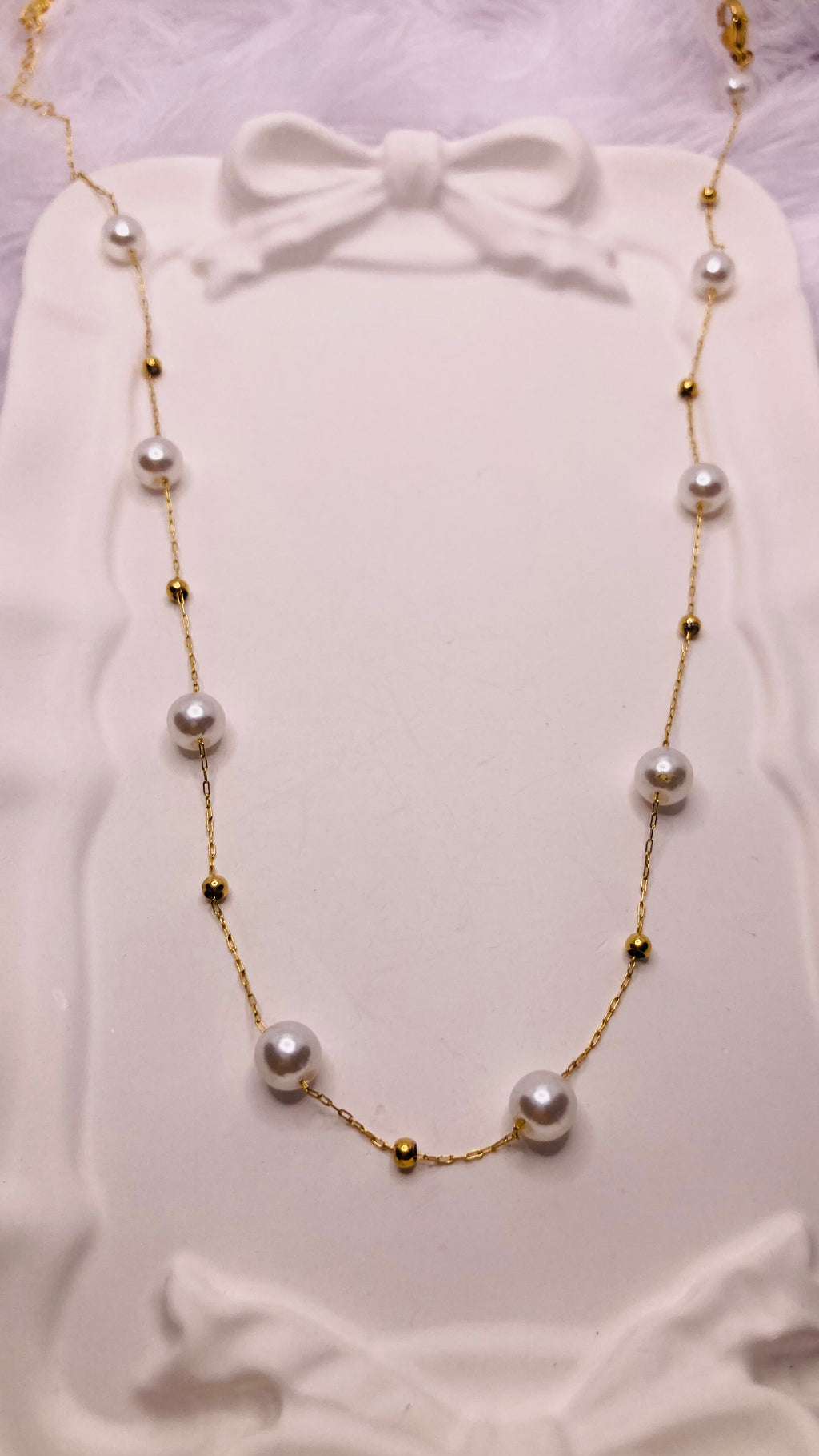 Classic Pearl Necklace