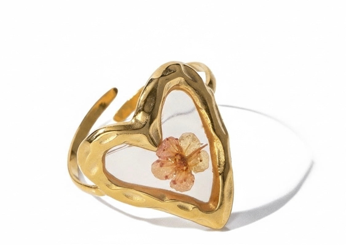Floral heart ring