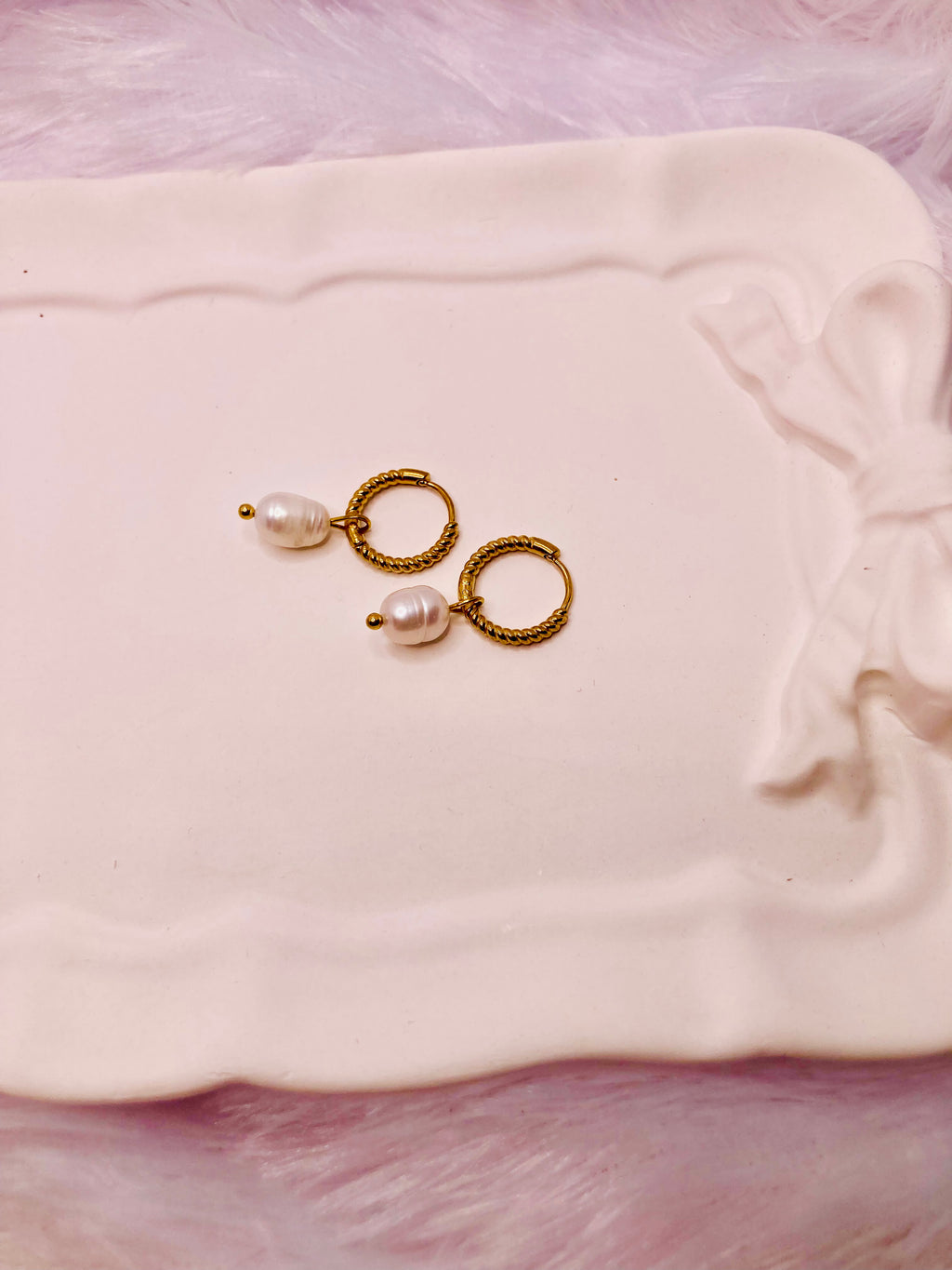 The Aurora pearl drop earrings