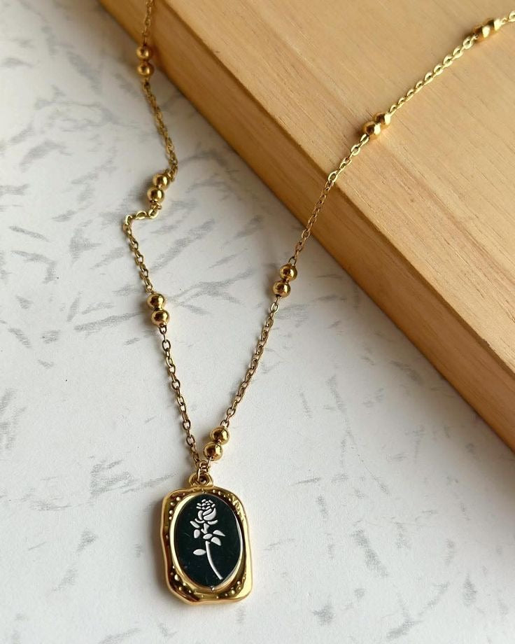 Mirror Flower Necklace