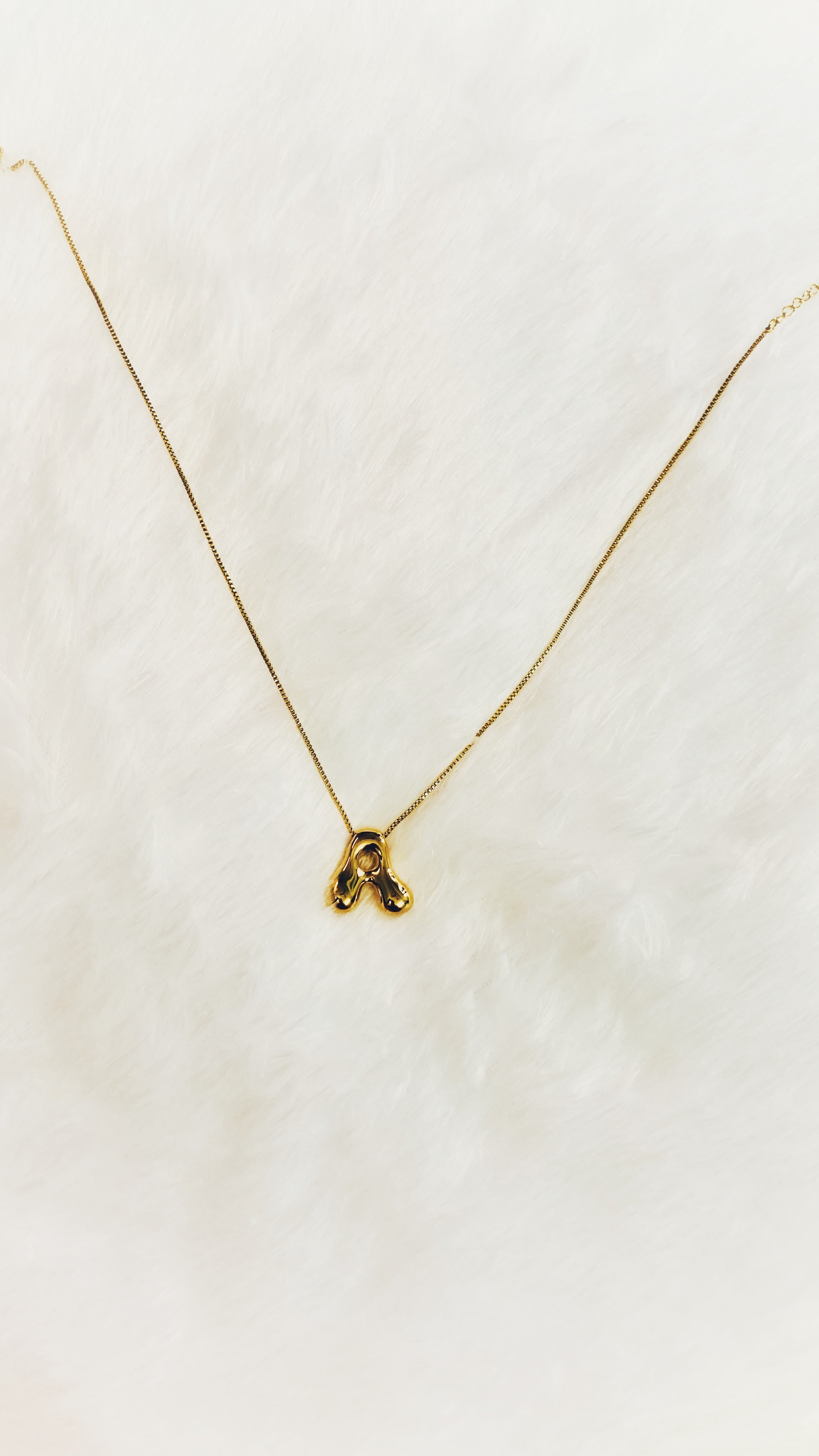 Alphabet charm simple gold necklace