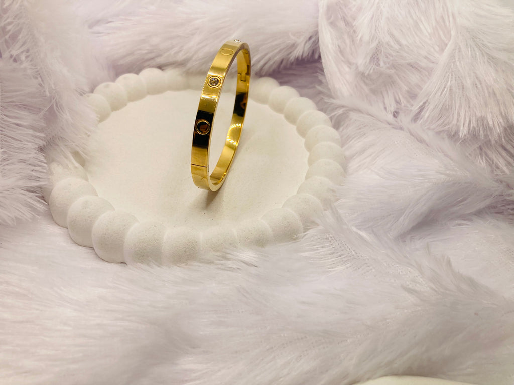 Iconic Love Bracelet