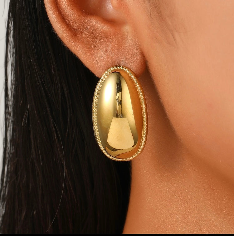 Long Droplets Earrings