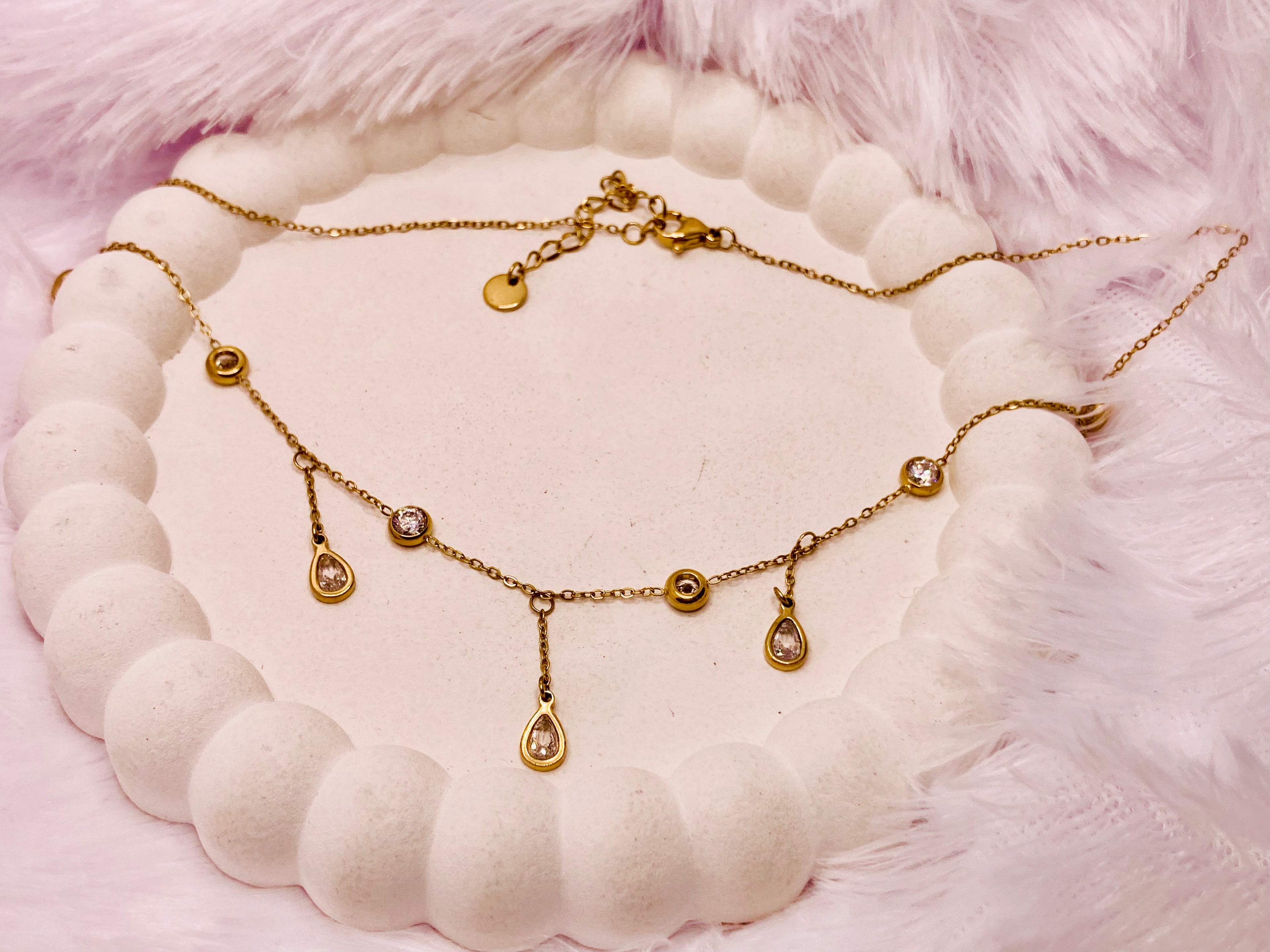 Rain Drops Style Diamond Necklace