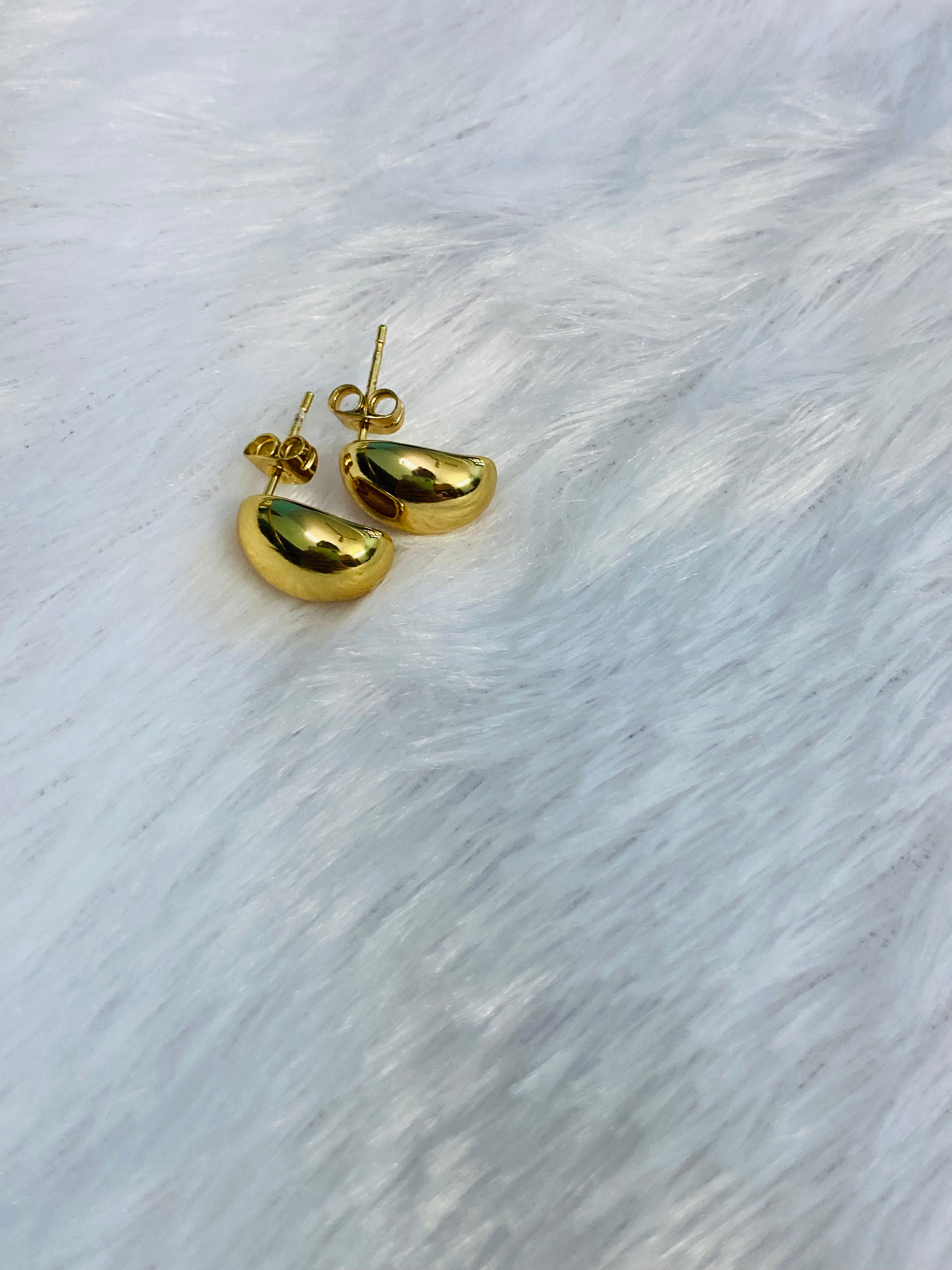 Small Everyday Studs