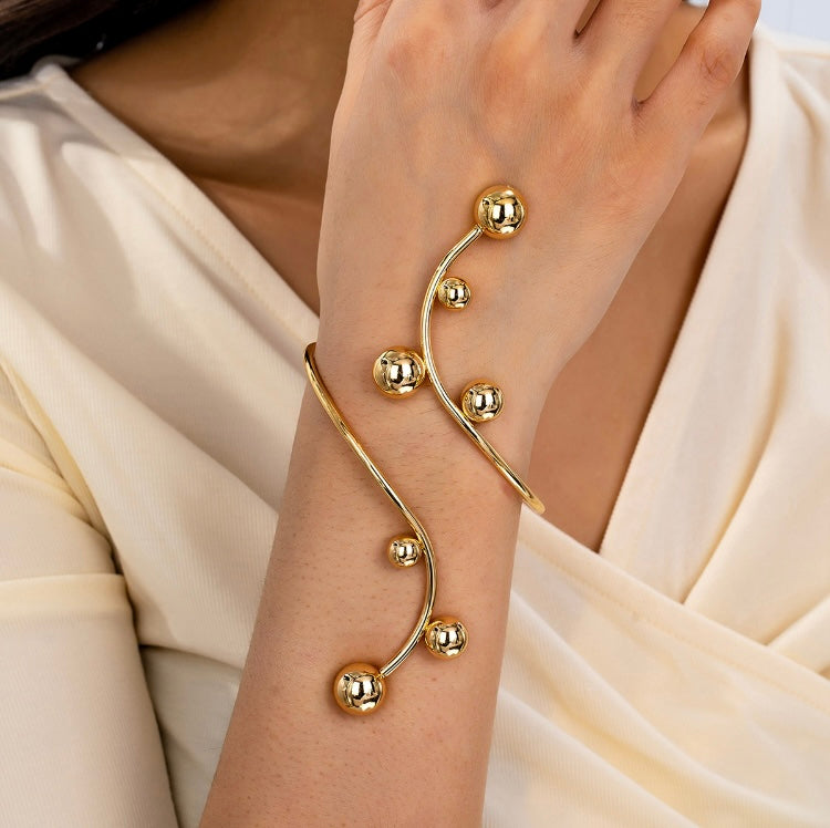 The Big Beaded Hand Jewel Bracelet