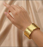 Chic Bangle Bracelet